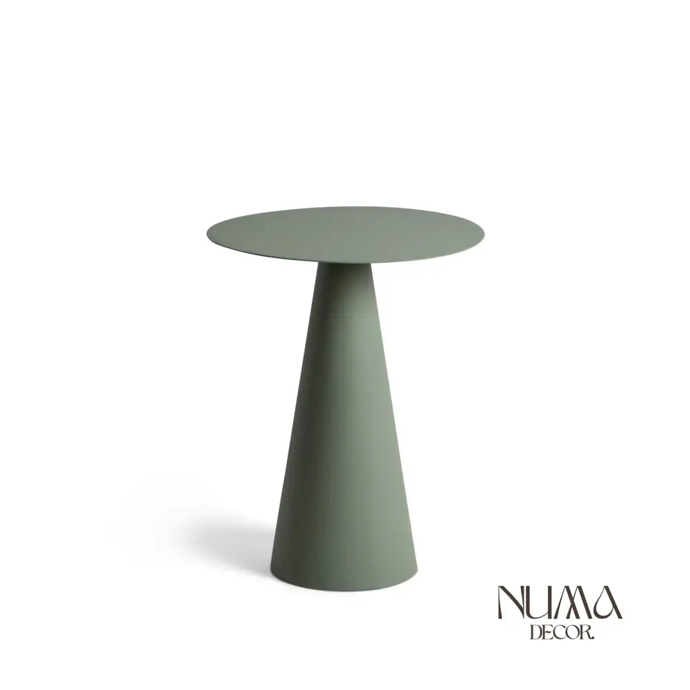 Siro | Mesa de diseño cónico en metal Verde / D.49